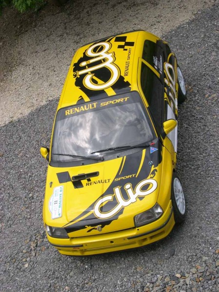 Clio jaune 2.jpg